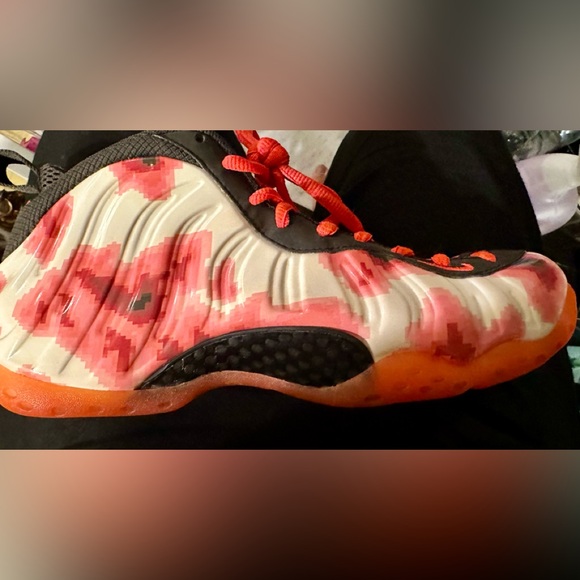 air foamposite one prm atomic red